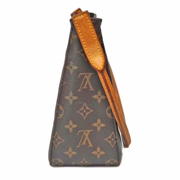 imgrc0093671125 Louis Vuitton Looping MM Shoulder Bag Monogram