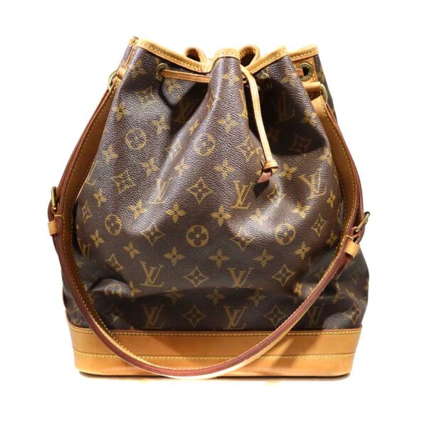 imgrc0093744942 Louis Vuitton Noe Monogram Shoulder Bag