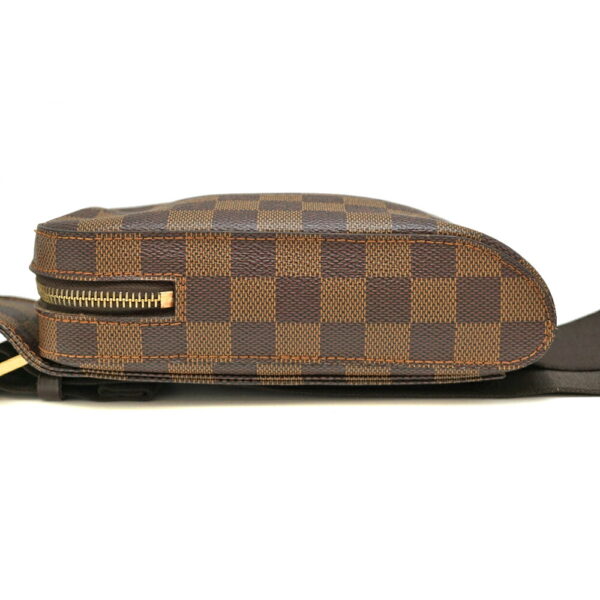 imgrc0093804168 Louis Vuitton Jeronimos Body Bag Damier