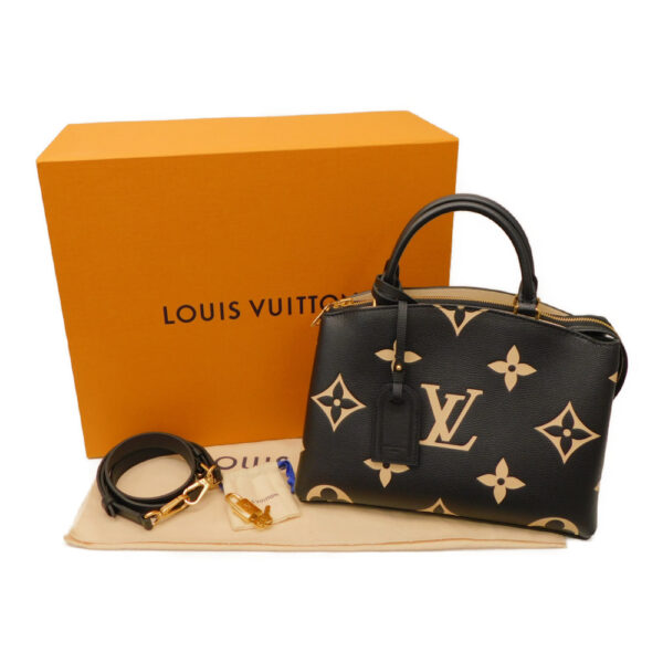 imgrc0093816855 Louis Vuitton Grand Palais MM Monogram Handbag Black