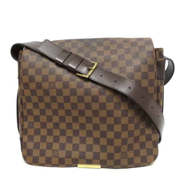 imgrc0093836743 Louis Vuitton Bastille Damier Messenger Bag