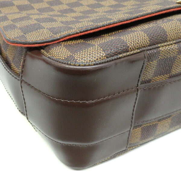 imgrc0093836747 Louis Vuitton Bastille Damier Messenger Bag