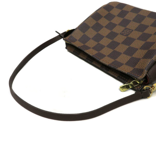 imgrc0093956100 Louis Vuitton Truth Damier Pouch