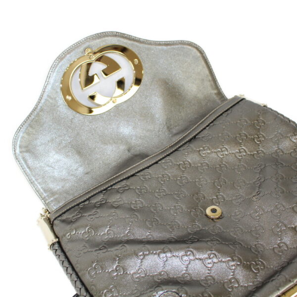 imgrc0094042111 Gucci Interlocking GG Leather Shoulder Bag Metallic Gray