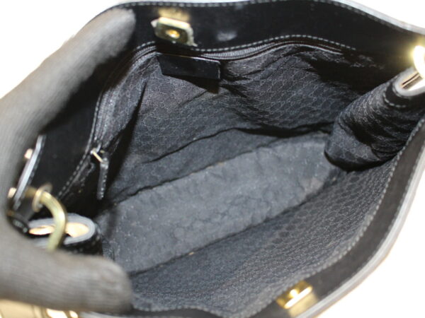 imgrc0094121345 Gucci Leather Shoulder Bag Black