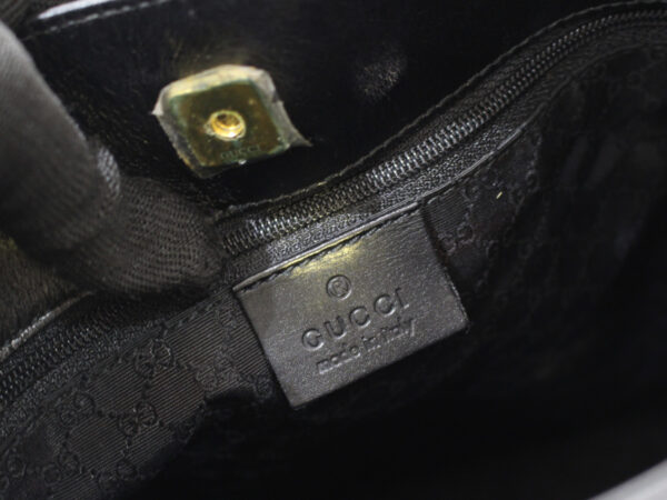 imgrc0094121347 Gucci Leather Shoulder Bag Black