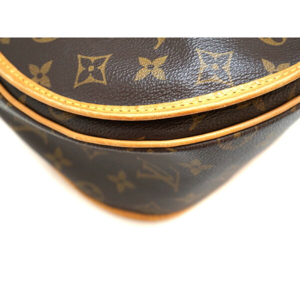 imgrc0094233100 Louis Vuitton Menilmontant MM Shoulder Bag Monogram