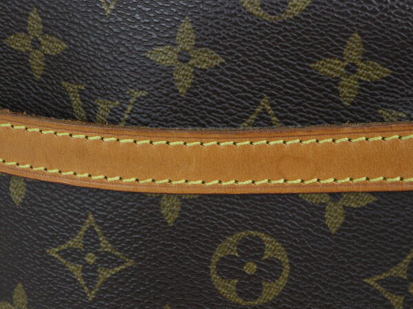 imgrc0094233322 Louis Vuitton Blois Monogram Canvas Shoulder Bag Brown