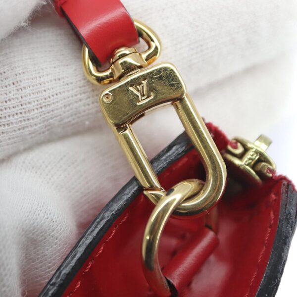 imgrc0094299724 Louis Vuitton Pochette Accessoire Red Epi Handbag