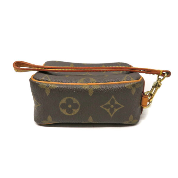 imgrc0094347963 Louis Vuitton True Swappity Pouch Monogram