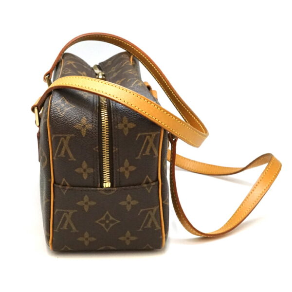 imgrc0094352900 Louis Vuitton Cite MM Bag