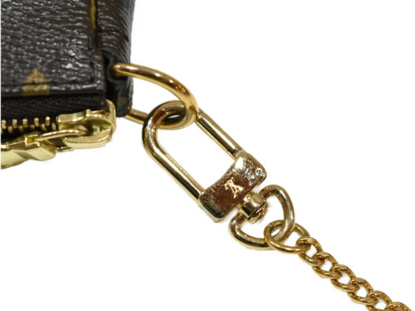 imgrc0094601960 Louis Vuitton Mini Pochette Accessoire Chain Shoulder Bag Monogram