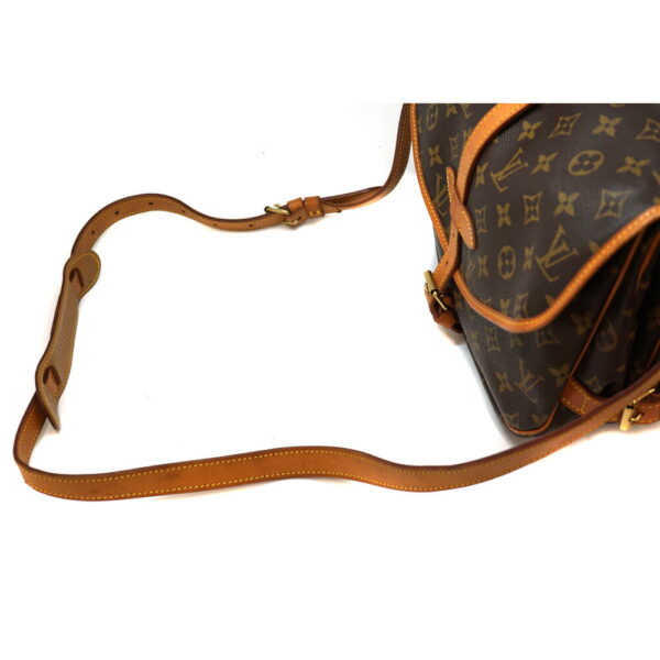 imgrc0094616296 Louis Vuitton Saumur 30 Shoulder Bag Monogram