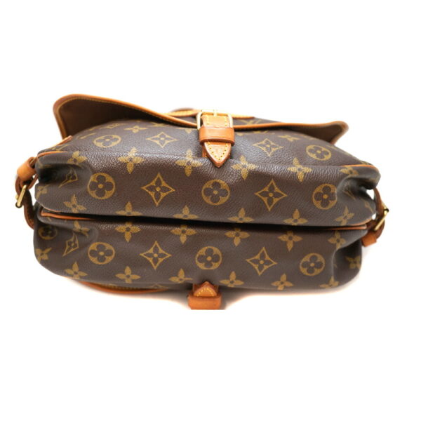 imgrc0094616311 Louis Vuitton Saumur 30 Shoulder Bag Monogram