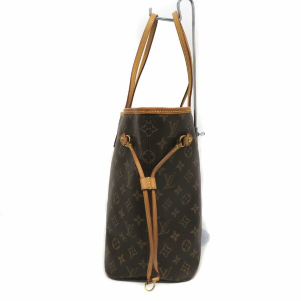 imgrc0094681188 Louis Vuitton Neverfull MM Monogram Tote Bag