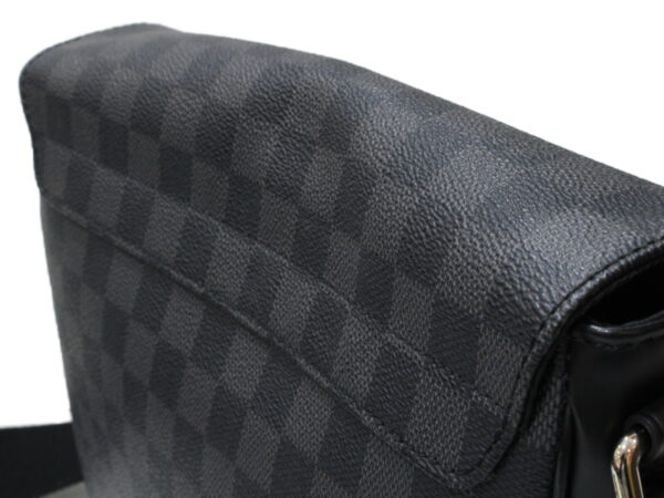 imgrc0094692944 Louis Vuitton District PM NM Damier Graphite Messenger Bag Black Gray