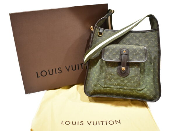 imgrc0094720916 Louis Vuitton Bouzas Marie Kate Shoulder Bag Monogram Green