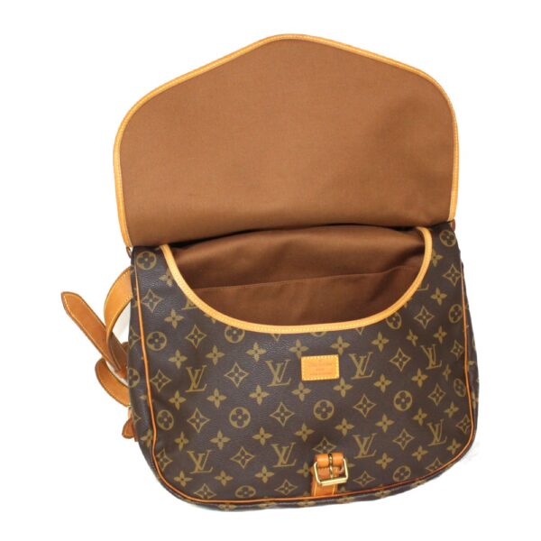 imgrc0094726094 Louis Vuitton Saumur 35 Monogram Canvas Messenger Bag Brown