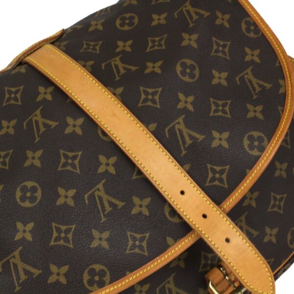 imgrc0094726100 Louis Vuitton Saumur 35 Monogram Canvas Messenger Bag Brown