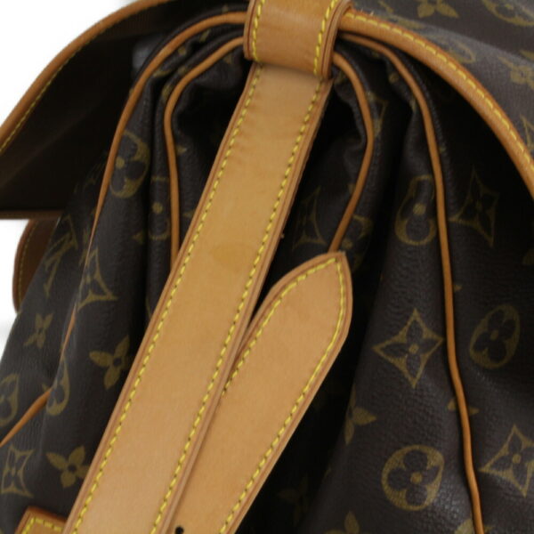 imgrc0094726102 Louis Vuitton Saumur 35 Monogram Canvas Messenger Bag Brown