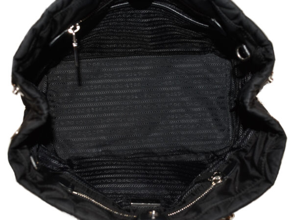 imgrc0094796941 Prada Quilted Chain Shoulder Bag Nylon Black