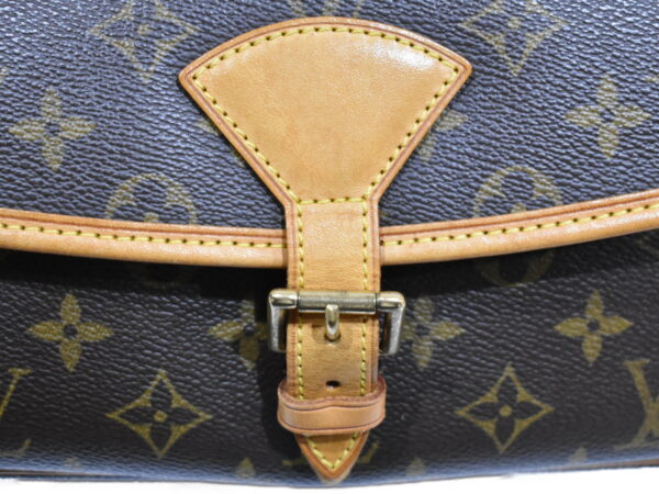 imgrc0094812678 Louis Vuitton Sologne Shoulder Bag Monogram Brown