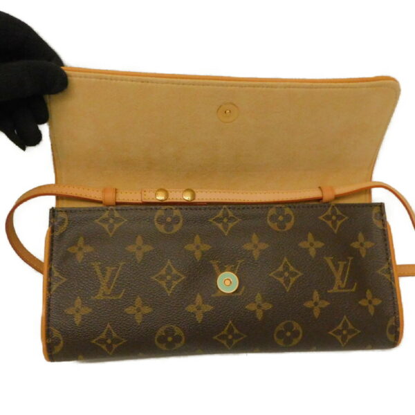 imgrc0094840820 Louis Vuitton Pochette Twin GM Monogram Shoulder Bag Brown