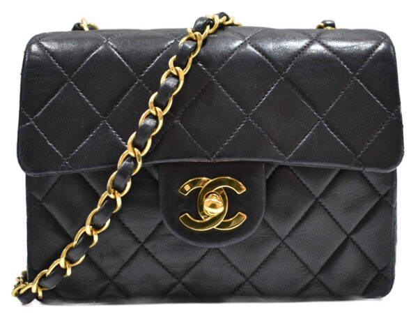 imgrc0094883210 Chanel Mini Matelasse Lambskin Shoulder Bag Black