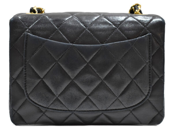 imgrc0094883213 Chanel Mini Matelasse Lambskin Shoulder Bag Black