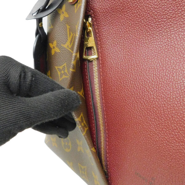 imgrc0095037363 Louis Vuitton V Tote MM Monogram Handbag Bordeaux