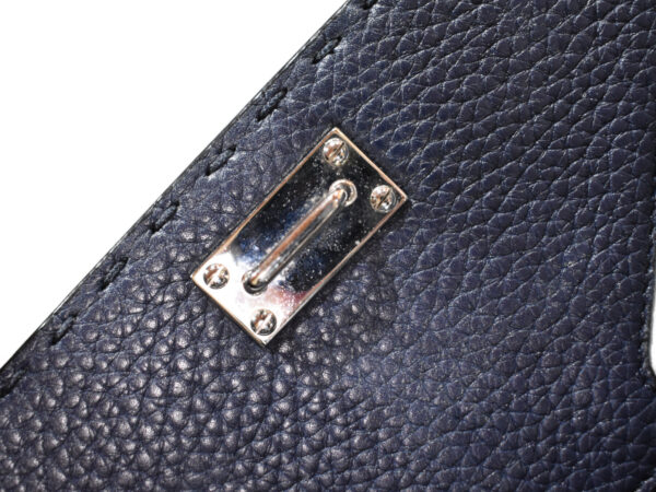 imgrc0095037399 Fendi Peekaboo Fit Selleria Leather Navy Blue