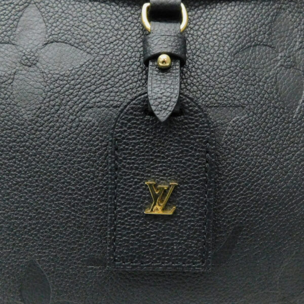 imgrc0095050386 Louis Vuitton Trianon MM Monogram Shoulder Bag Black