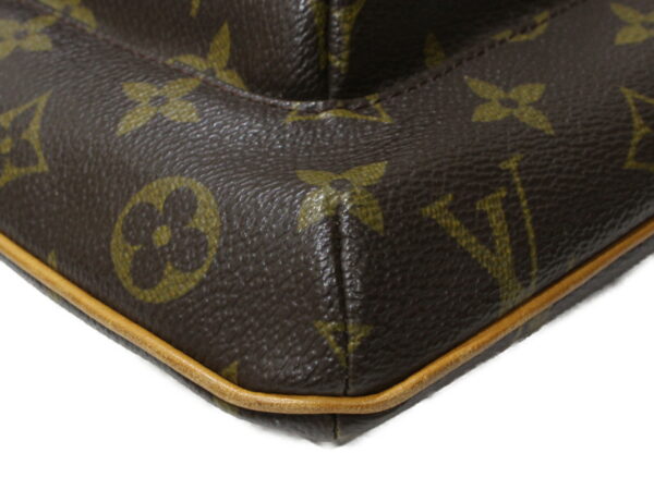 imgrc0095170736 Louis Vuitton Partition Monogram Canvas Pouch Brown