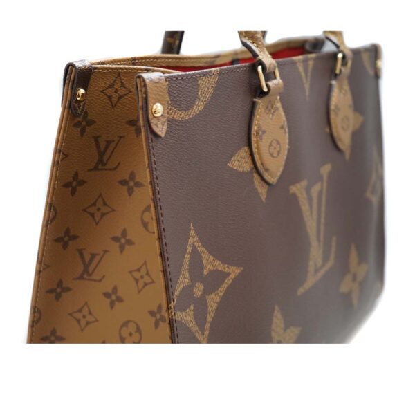 imgrc0095232774 Louis Vuitton On the Go MM 2WAY Tote Bag