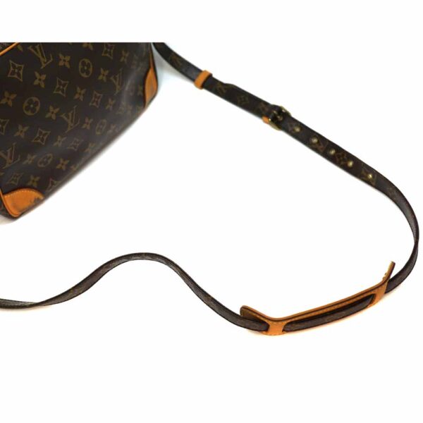 imgrc0095247542 Louis Vuitton Nile Shoulder Bag Monogram