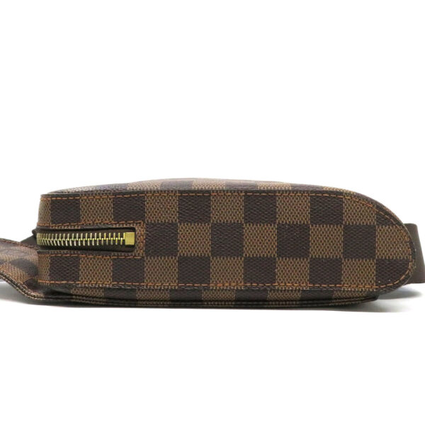 imgrc0095390640 Louis Vuitton Jeronimos Damier Body Bag