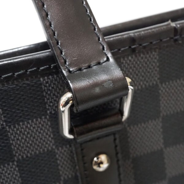 imgrc0095423258 Louis Vuitton Tadao Bag Damier Graphite