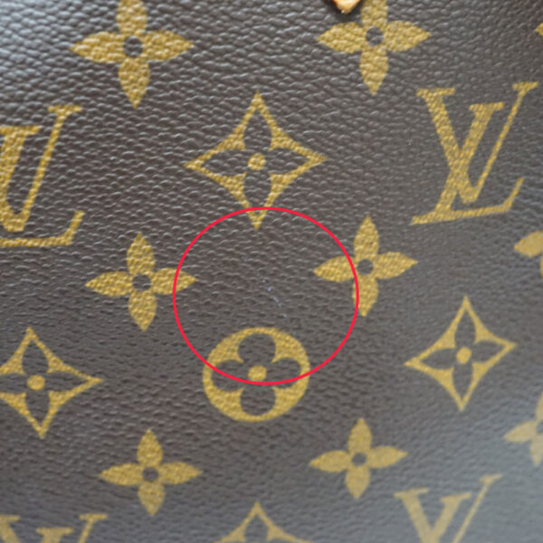 imgrc0095433904 Louis Vuitton Alma Handbag Monogram