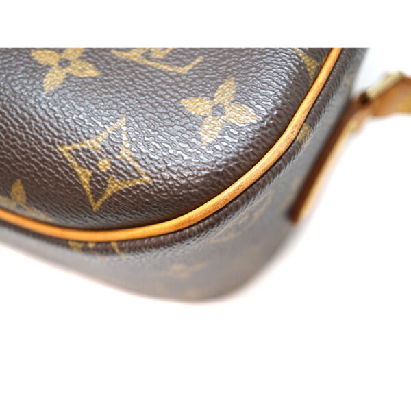 imgrc0095630099 Louis Vuitton Blois Shoulder Bag Monogram