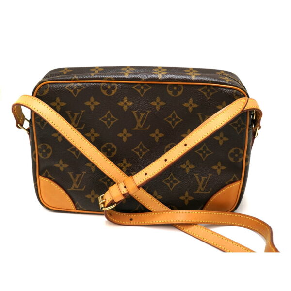 imgrc0095759444 Louis Vuitton Trocadero 30 Shoulder Bag Monogram