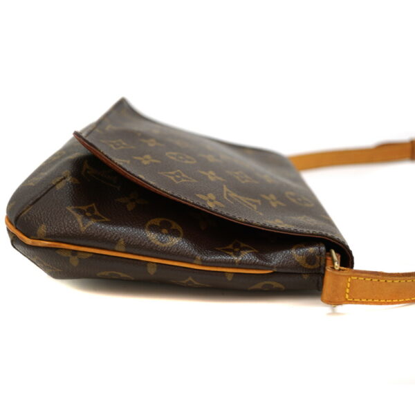 imgrc0095947613 Louis Vuitton Musette Tango Short Shoulder Bag Monogram