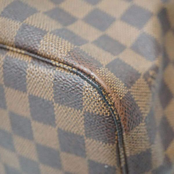 imgrc0095961092 Louis Vuitton Neverfull MM Tote Bag Damier