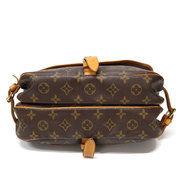 imgrc0095996388 Louis Vuitton Saumur 30 Shoulder Bag Monogram