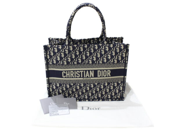 imgrc0095997543 Dior Book Tote Navy