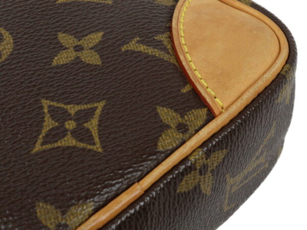 imgrc0096001910 Louis Vuitton Danube Monogram Canvas Shoulder Bag Brown