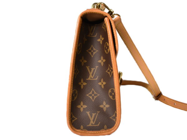 imgrc0096406491 Louis Vuitton Beverly MM 2WAY Handbag Monogram Brown