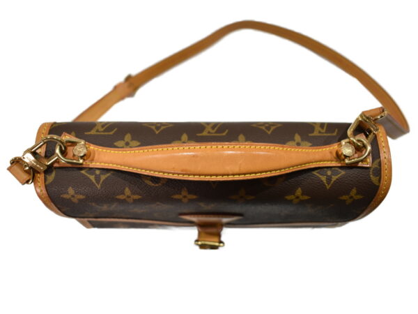 imgrc0096406493 Louis Vuitton Beverly MM 2WAY Handbag Monogram Brown