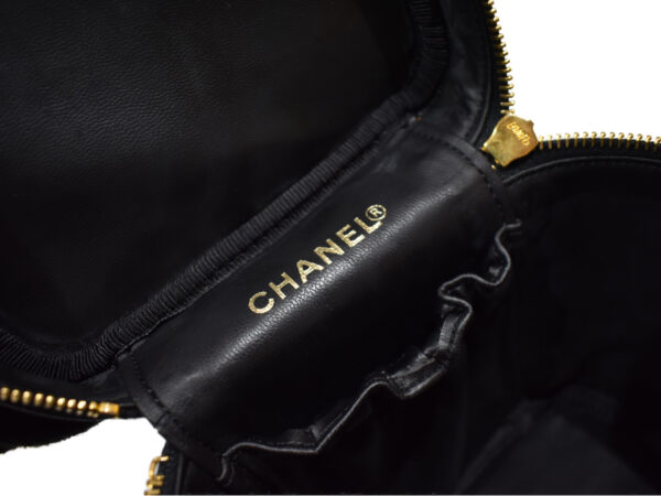 imgrc0096500095 Chanel Vanity Caviar Skin Handbag Black