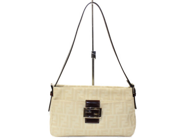 imgrc0096633483 Fendi Shoulder Bag Handbag Zucca Pattern Brown Ivory