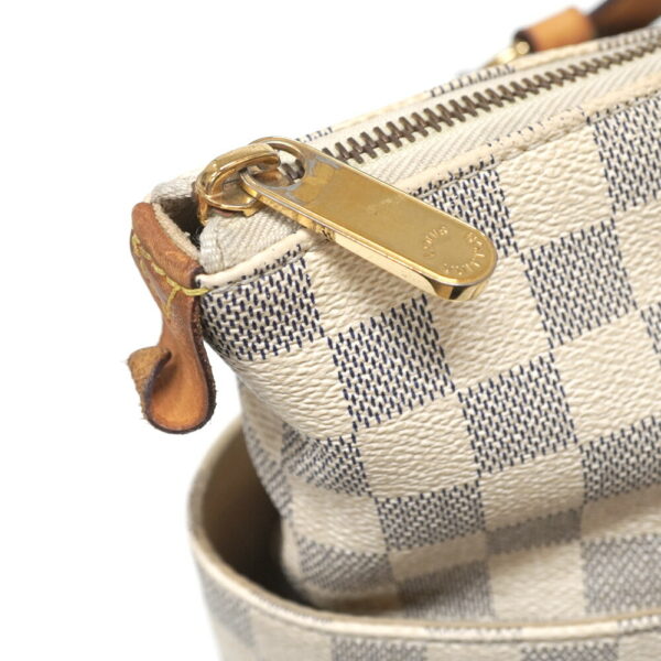 imgrc0096657837 Louis Vuitton Totally MM tote bag Damier Azur